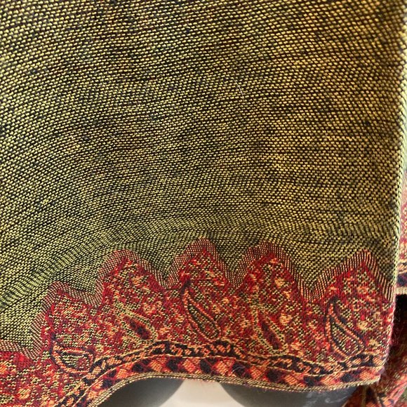 Patterned Scarf Wrap - Picture 2 of 5